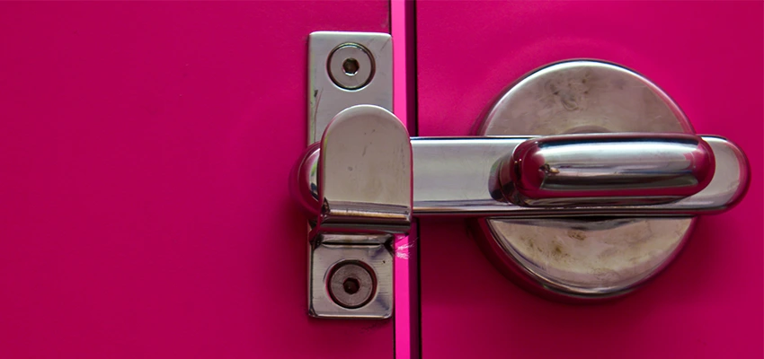 Childproof Gate Lock in Richmond, California