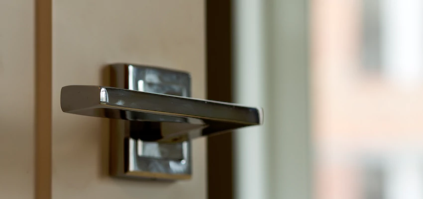 Door Lever Knob Repair in Richmond, California