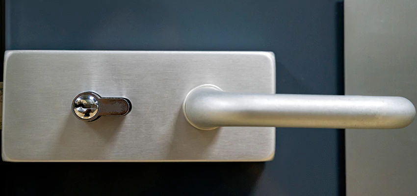 Change Patio Door Locks in Richmond, California